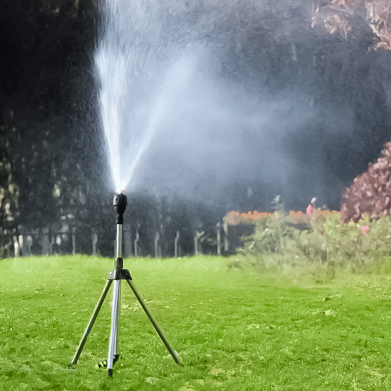 Automatic rotating tripod sprinkler | Karnz