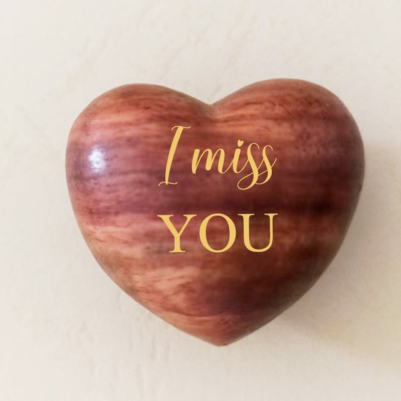 Skanto Skanto | Little Pocket Hug Wood Heart Token