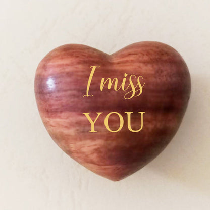 Skanto Skanto | Little Pocket Hug Wood Heart Token