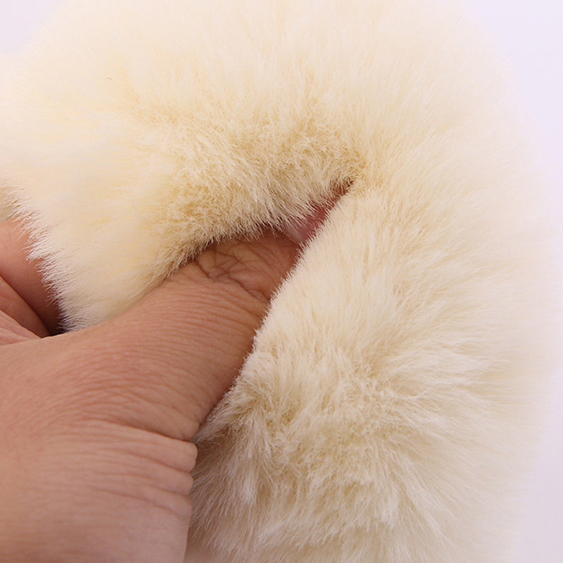 Skanto | Universal Plush Steering Wheel Cover