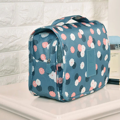 BowLift | Travel Hanging Cosmetic Bag