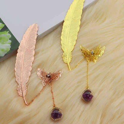 BowLift | Metal Spring Bookmark