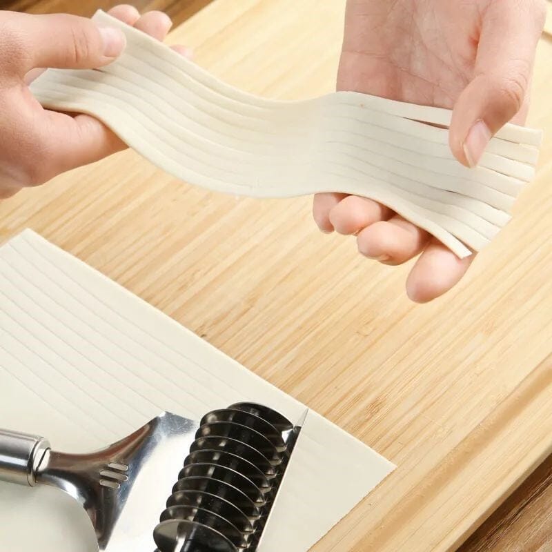 Noodle Spaghetti Cutter Roller | Brehn