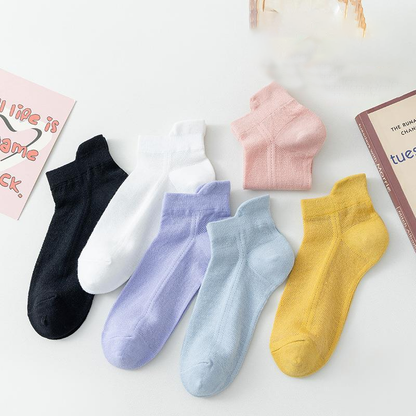 BowLift | Ultra-thin, non-slip socks with invisible effect