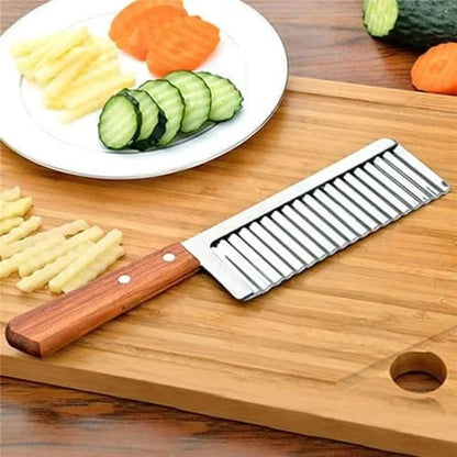Curly Cutting Knife With Wooden Grip Bowlift