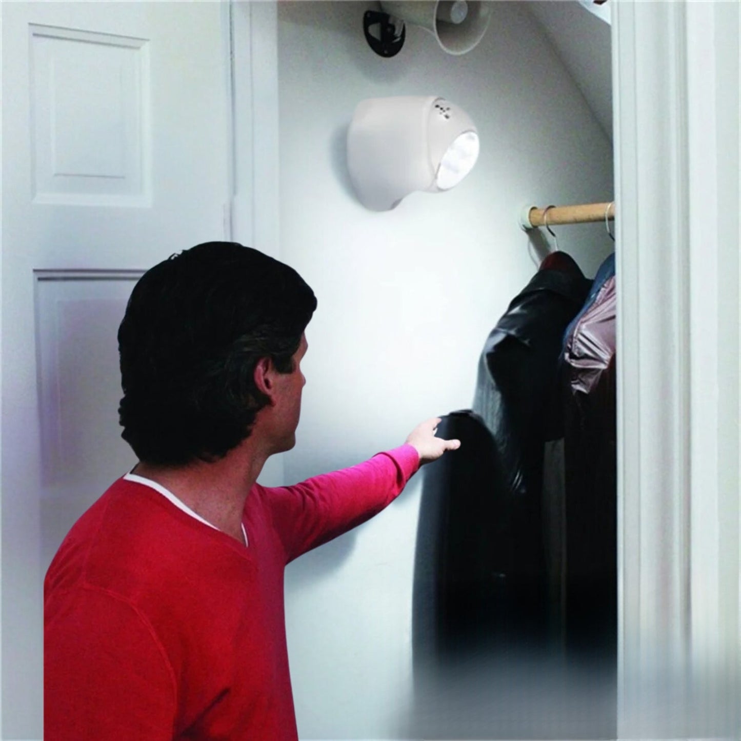 Skanto | Wireless Battery-Powered Outdoor Security Lights – Motion Sensor LED Spotlight for Home, Garden, and Wall Lighting