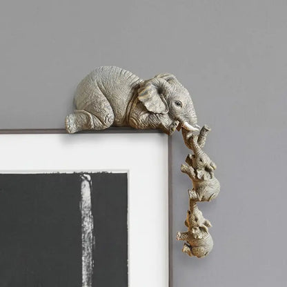 Skanto | Elegant Elephant Decoration