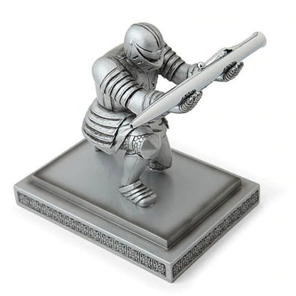 BowLift | knight pen holder