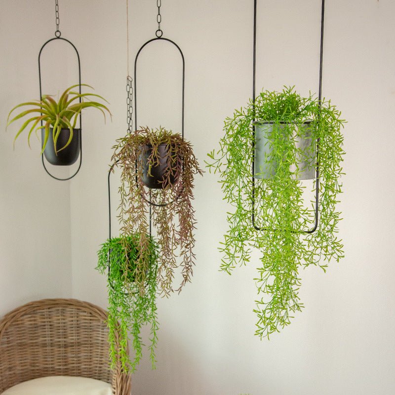 Skanto | DecoBloom Hanging Planter – Elegant Indoor and Outdoor Metal Planter with Chain
