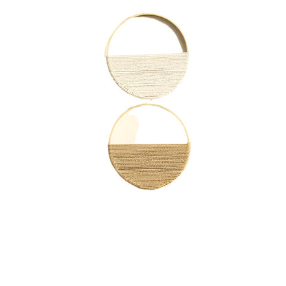 Skanto | Willowloop – Circular Macrame Wall Decor with Symmetrical Design