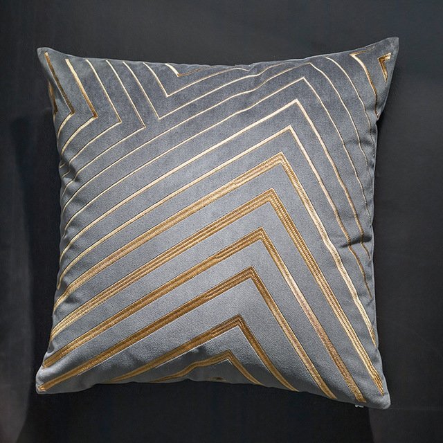 Skanto | Luxurious Geometric Pillow Covers - Elegance for Living Room and Bedroom