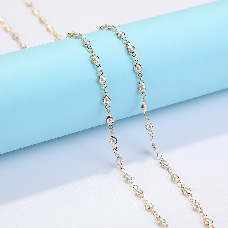 Coastal Shell-Decorated Eyewear Chain Acalora