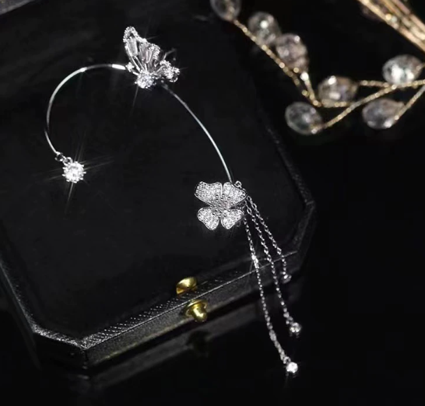 BowLift | Butterfly Flower Tassel Ear Clip