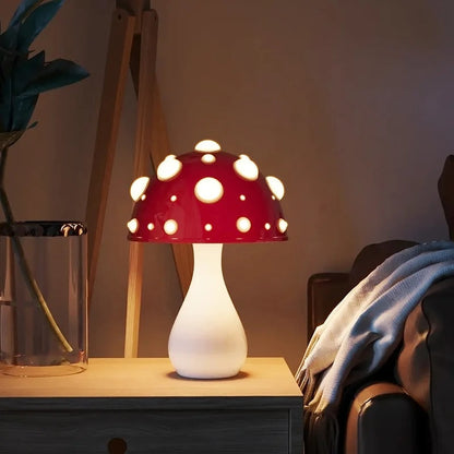 Skanto | Amanite Table - Nature-Inspired Design, Elegance, and Functionality