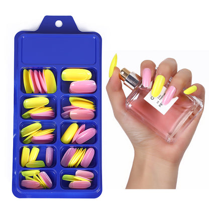 Artificial nails in elegant stiletto style Acalora
