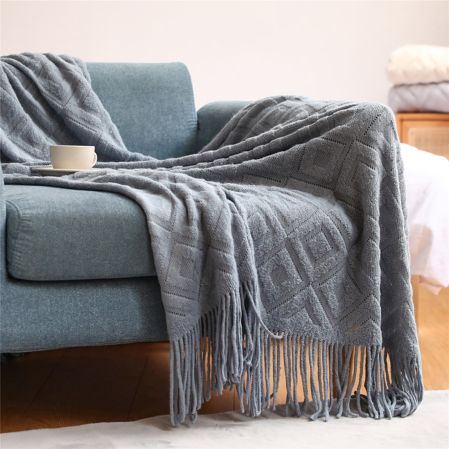 Unisex Decorative Throw Blanket