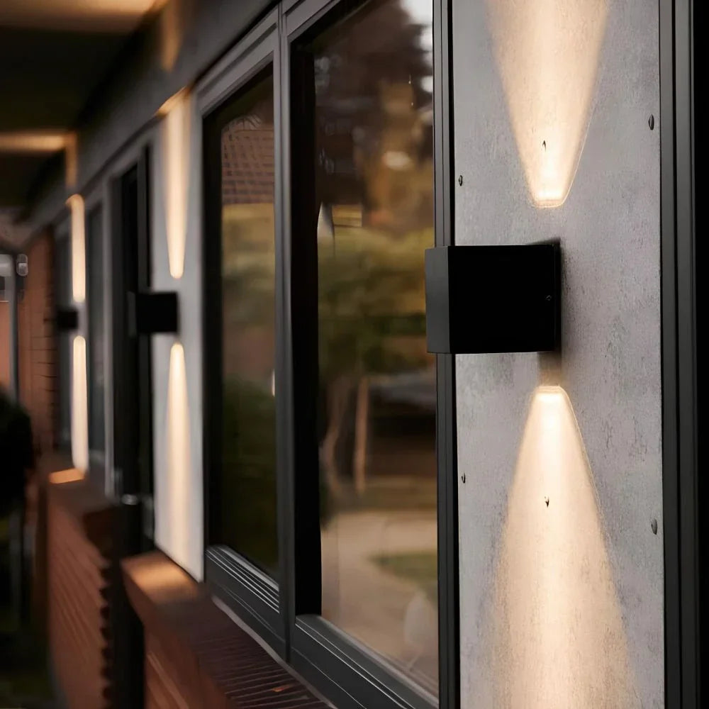 BowLift | Adjustable Wall Light