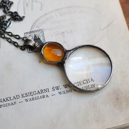 Skanto | Necklace with Magnifying Pendant