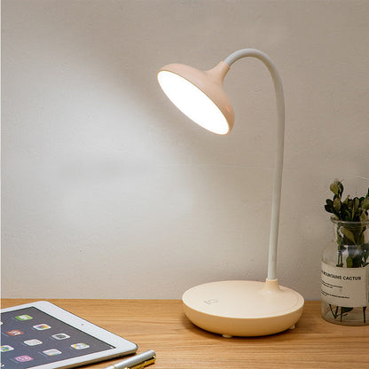 Skanto | Desk Lamp with USB Charging Function
