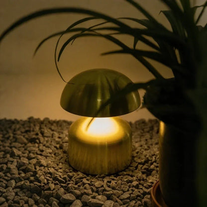 Skanto | Auralis Table Lamp