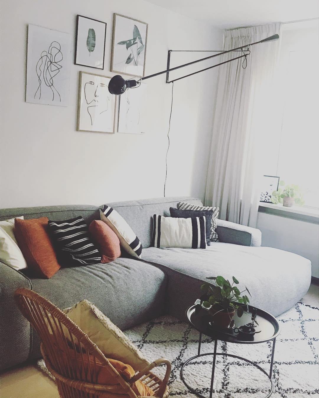 Model 265 Wall Lamp