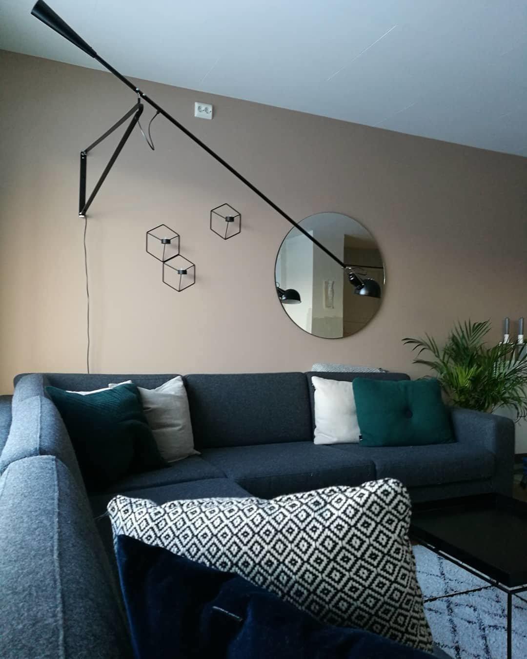 Model 265 Wall Lamp