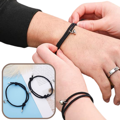 Set of 2 Magnetic Couple Bracelets