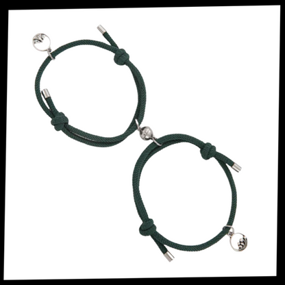 Set of 2 Magnetic Couple Bracelets