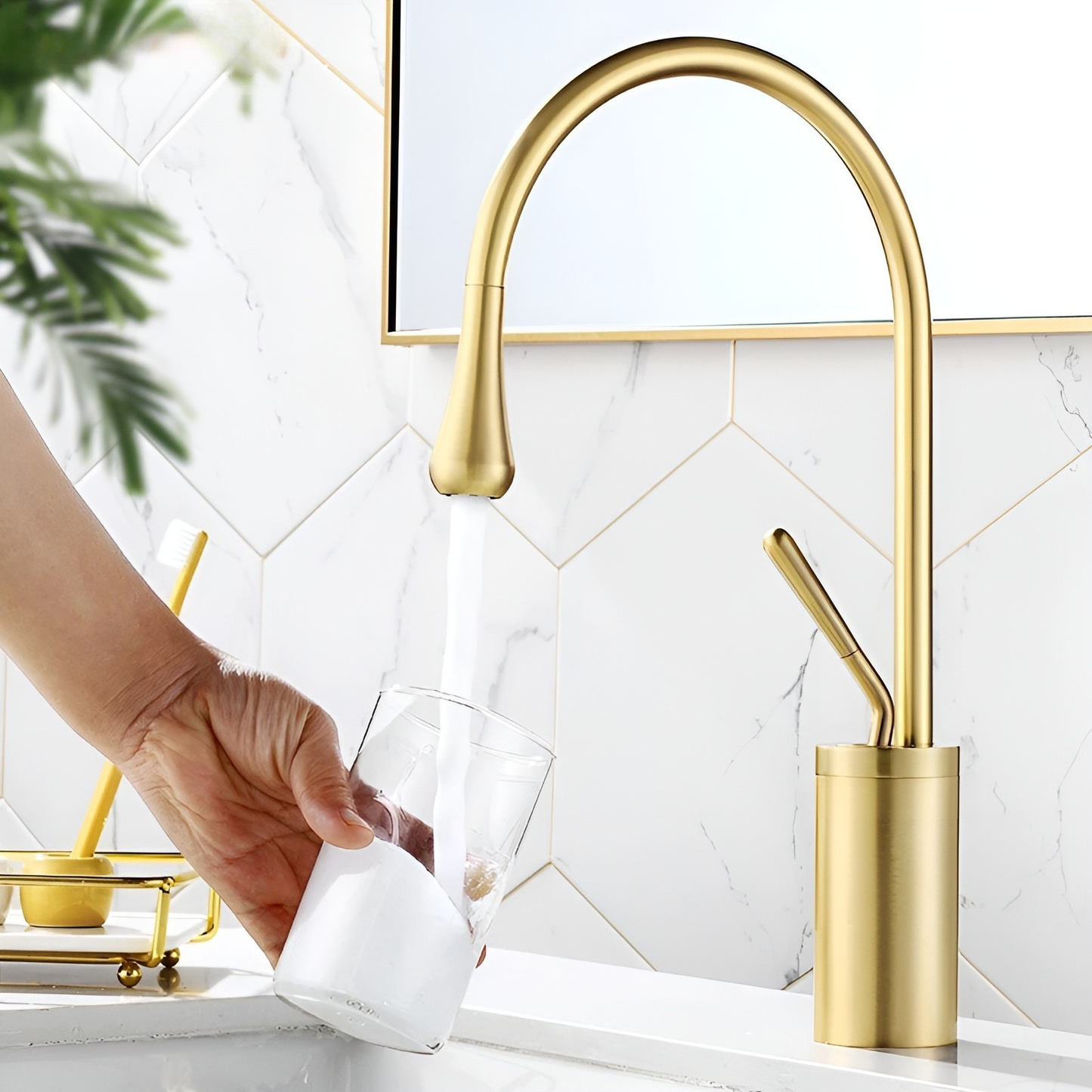 BowLift | FlexFlow – Seamless 360° Faucet Control for a Drip-Free Experience