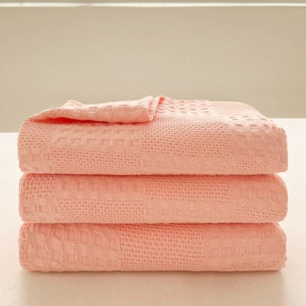 BowLift | Cotura Waffle Blanket | 100% Organic Cotton | Breathable & Elegant | Waffle Structure