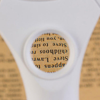 Skanto | LED Reading Magnifier