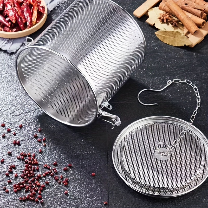 Skanto | Stainless Steel Spice Infuser – Reusable Fine Mesh Strainer with Extended Chain for Loose Tea, Herbs, and Spices – Ideal for Cooking, Brewing, and Kitchen Use