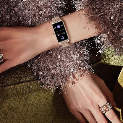 Skanto | Women's Smartwatch with Fitness Tracking & Notifications