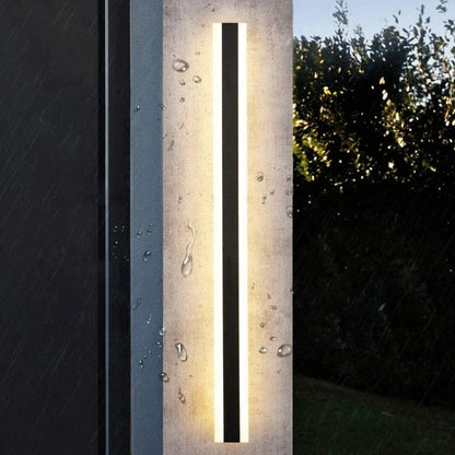BowLift | Smart LED Outdoor Wall Light with Light Sensor – Remote Control & Dimmable Features