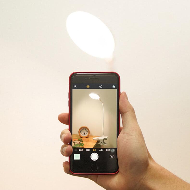 Skanto | Simple LED Clip Desk Lamp Rechargeable Eye Protection Night Light
