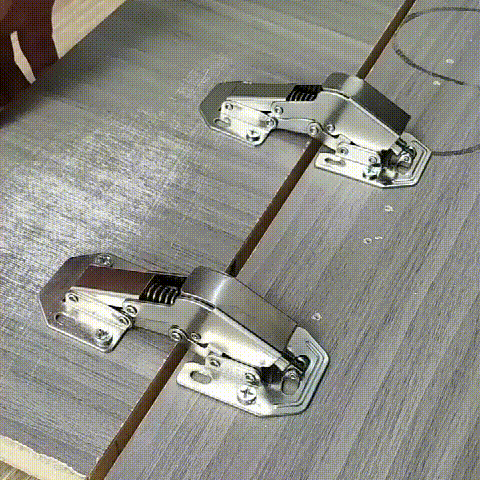 Skanto | Drill-Free Hinges