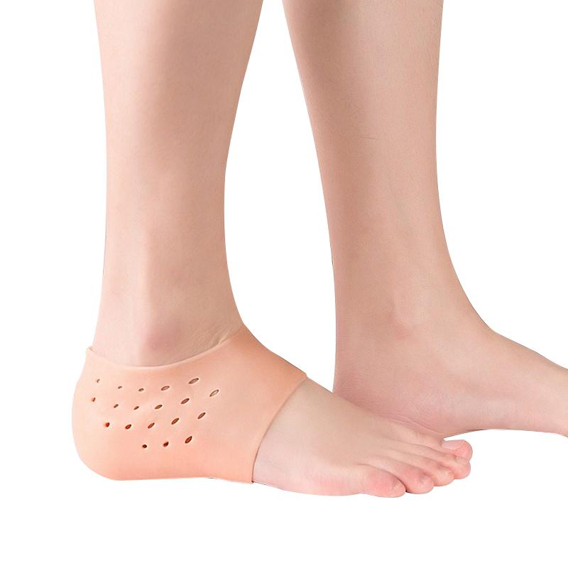 Invisible height-increasing insoles