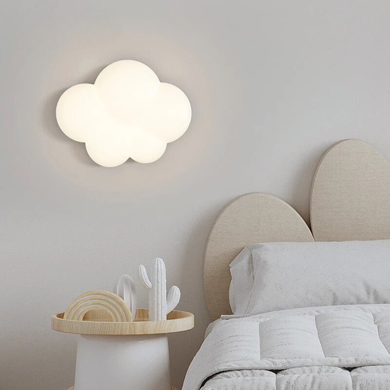 WhiteCloud Lamp – Stylish LED Wall Light for Kids Skanto