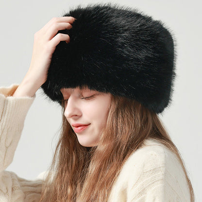 Skanto | Fuzzy Bowler Hat