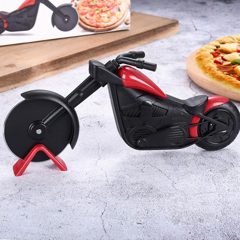 Skanto | Wheel Roller Pizza Cutter
