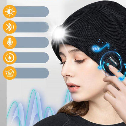 Skanto | LED Bluetooth Beanie with Detachable Speakers