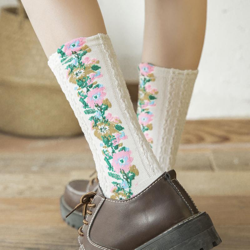 BowLift | Vintage socks with floral embroidery (5 pairs)