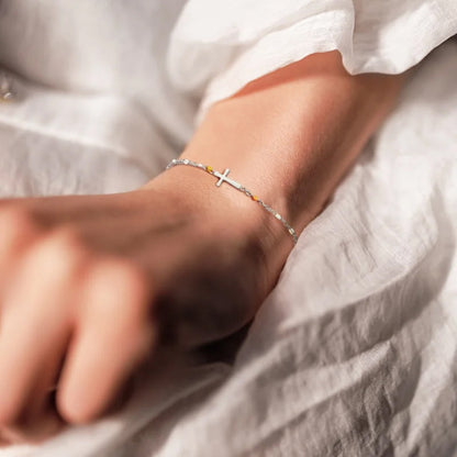 BowLift | Trendy Cross Bracelet