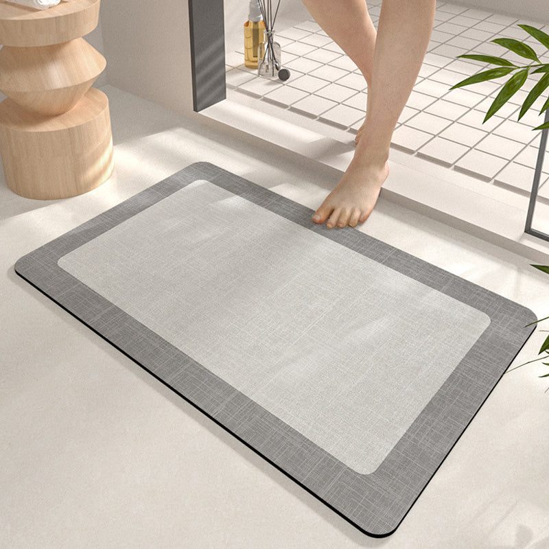 Non-slip Minimalism Bathroom Mat - Super absorbent, easy to clean | Karnz