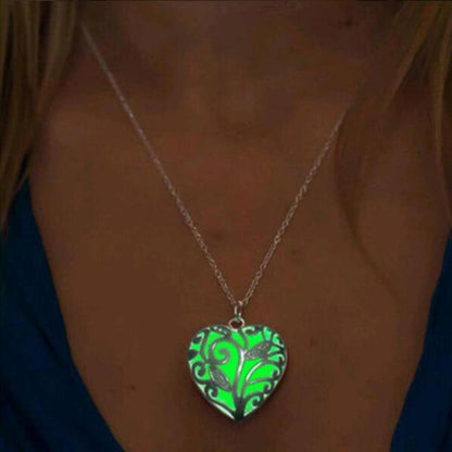 Skanto | Glowing Pendant - Showcasing your amazing glow in the dark