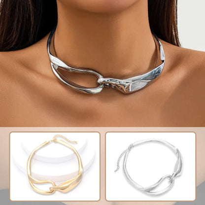 Skanto | Fluid Charm Necklace