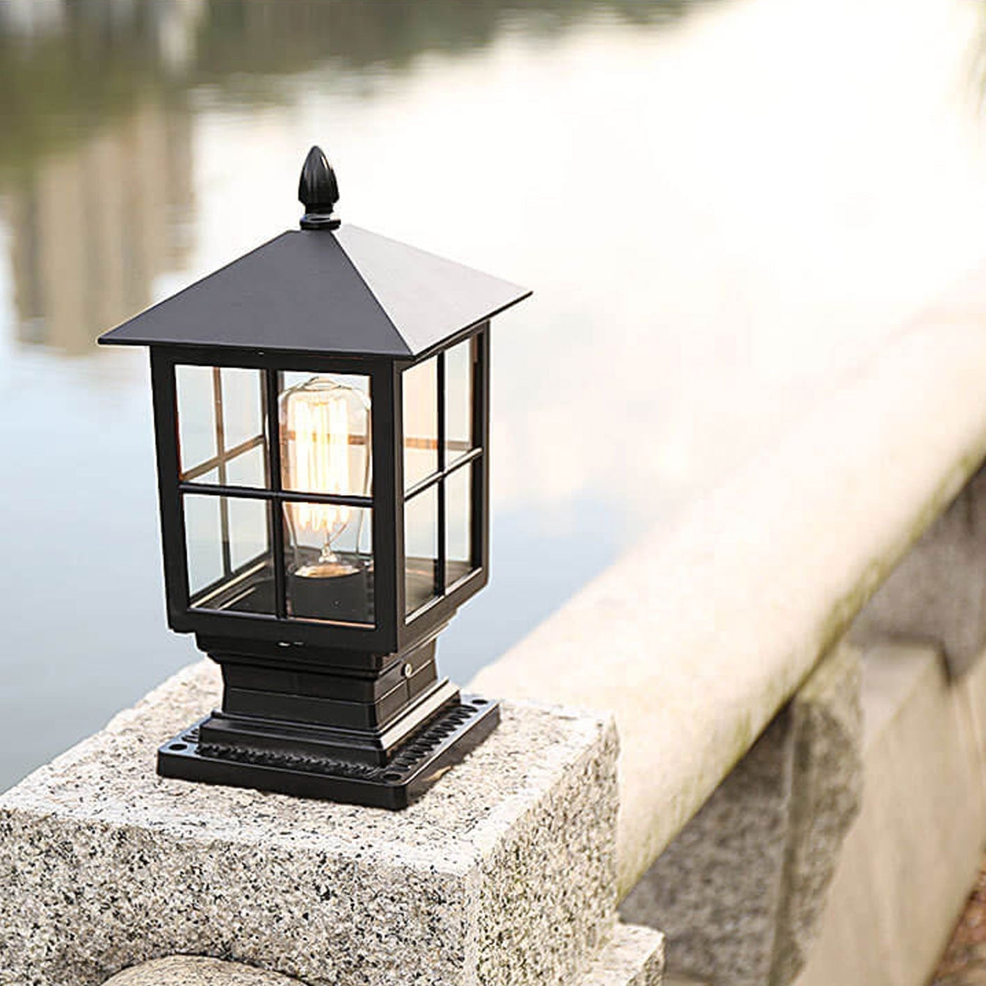 European Outdoor Pillar Light, Waterproof, Rustproof, Terrace Lamp with Single Light Source