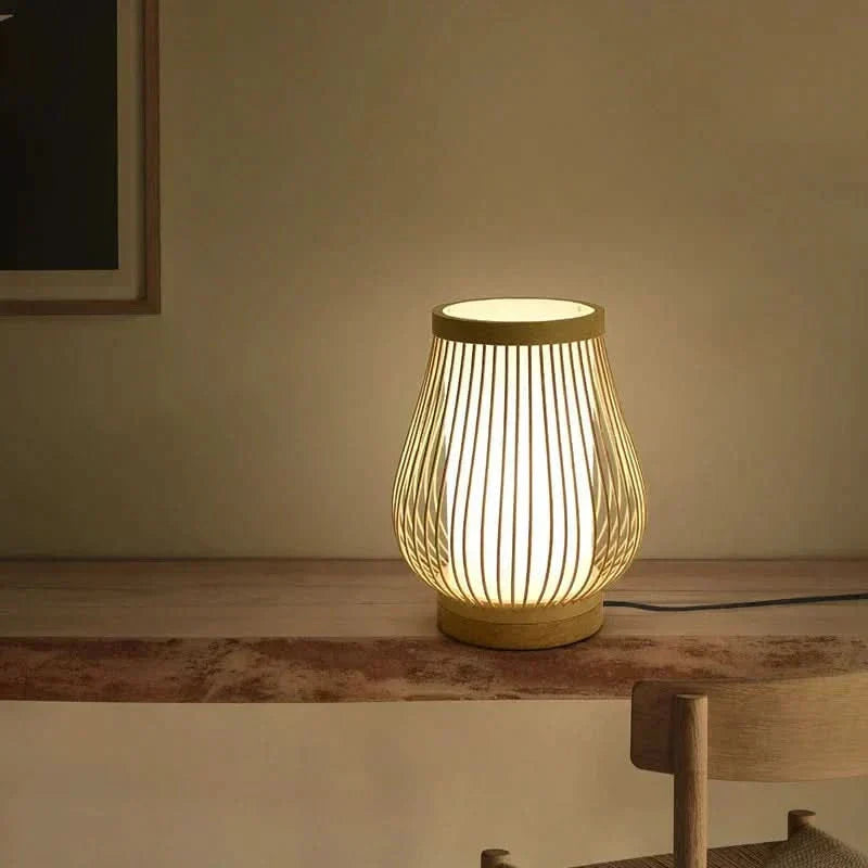 Skanto | Japanese Bamboo Table Lamp with Warm Light