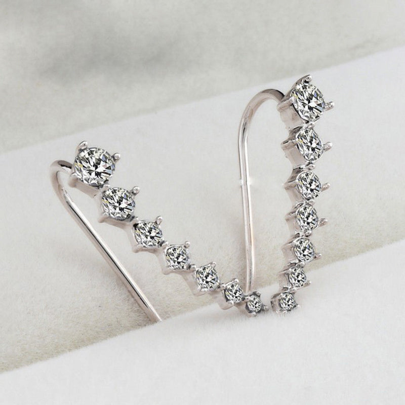 Skanto | Seven Star Diamond Stud Earrings