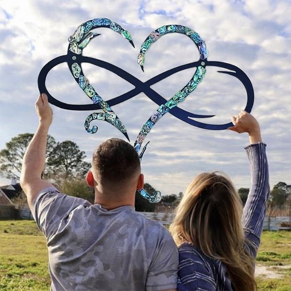 Skanto | Iron Wall Decor with Infinity Heart